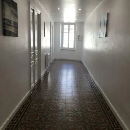 10 Rue Jean Jaures